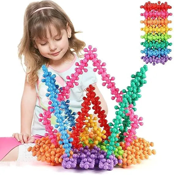 STEM-based construction toy promoting creativity and learning